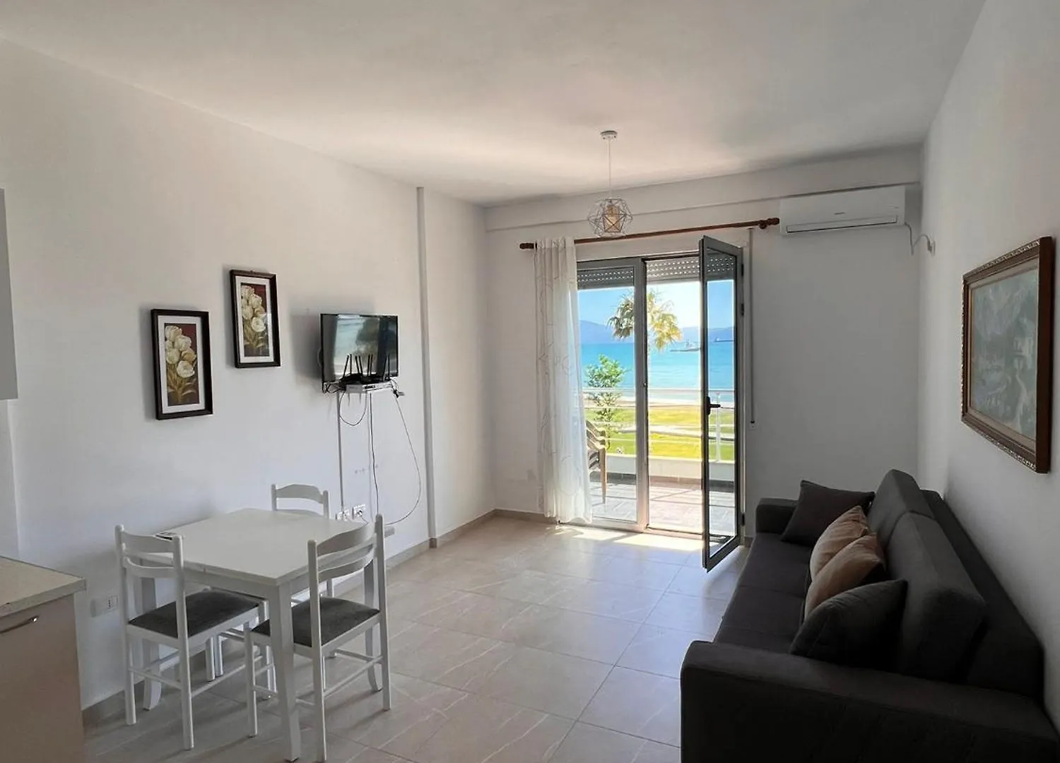 Emi Apartment Lungomare Vlorë